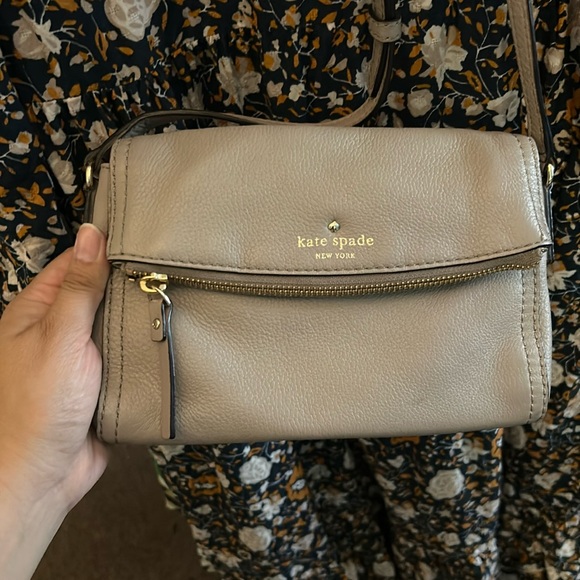 Kate Spade Crossbody - Picture 1 of 1
